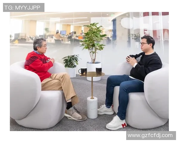 王强的足球旅程与人生哲学深度对话探索