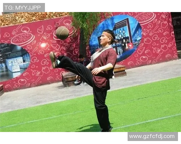 梦见踢足球的周公解梦解析与人生启示探讨 梦见踢足球的周公解梦解析与人生启示探讨